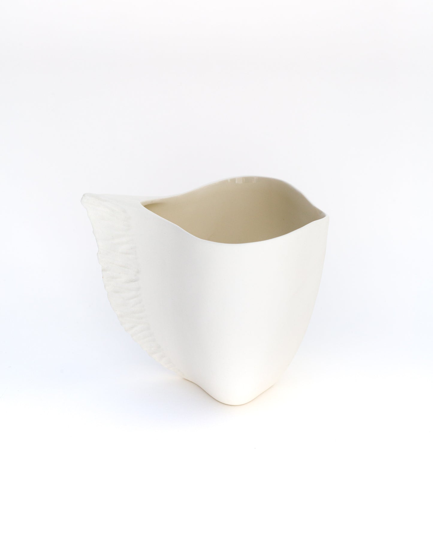 LOT DE 2 VASES VING
