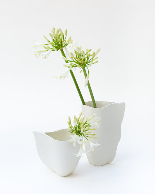 LOT DE 2 VASES VING