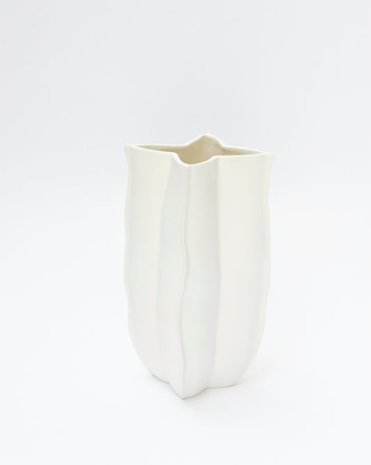 STJERNE Vase porcelaine en biscuit H = 20cm D = 11 cm
