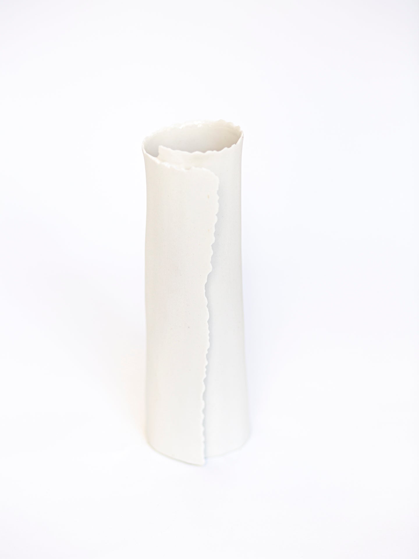 ARK 1 vase porcelaine en biscuit H = 18cm, D = 5,5cm