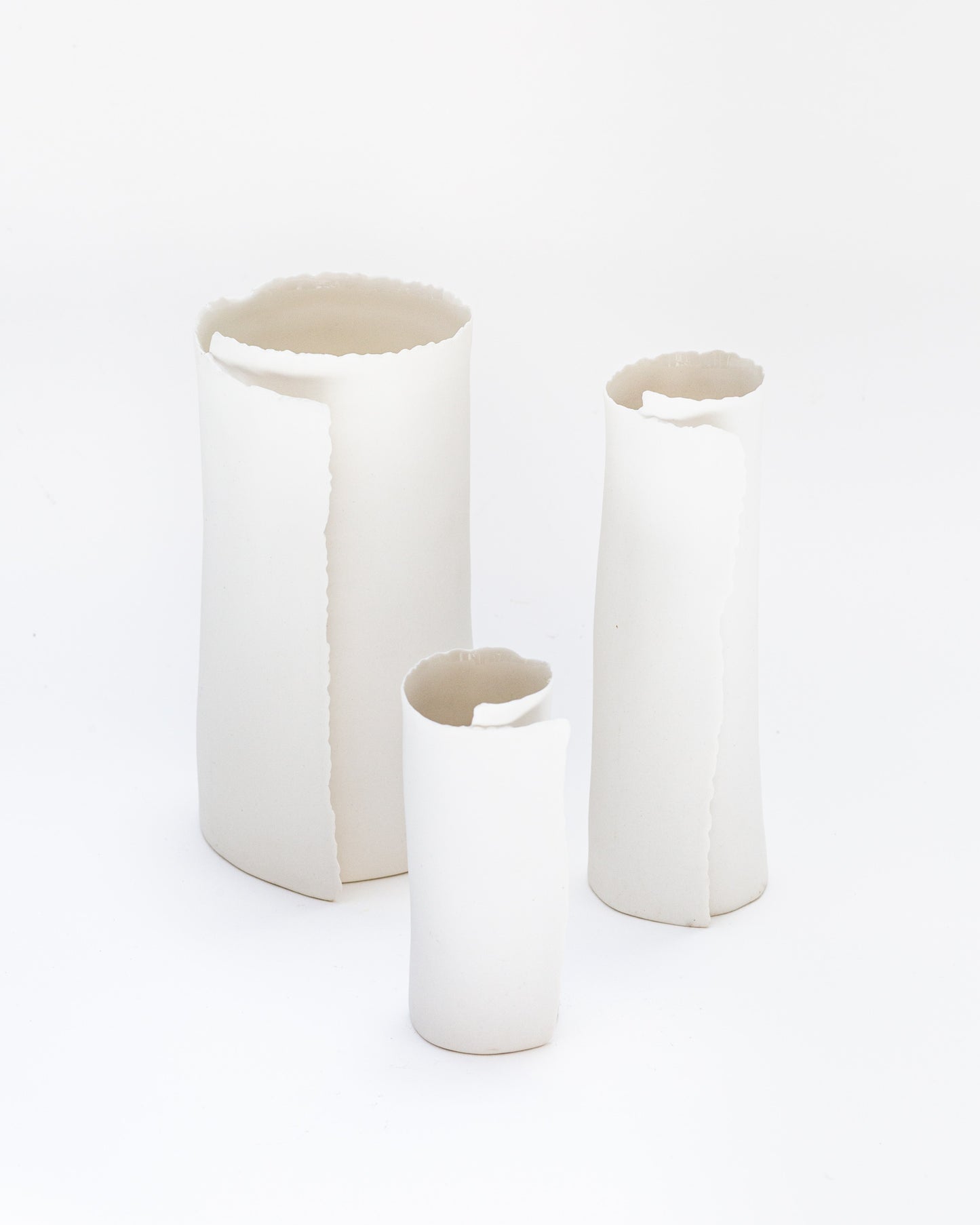 ARK 4 vase biscuit porcelain H=19cm, D=9,5cm